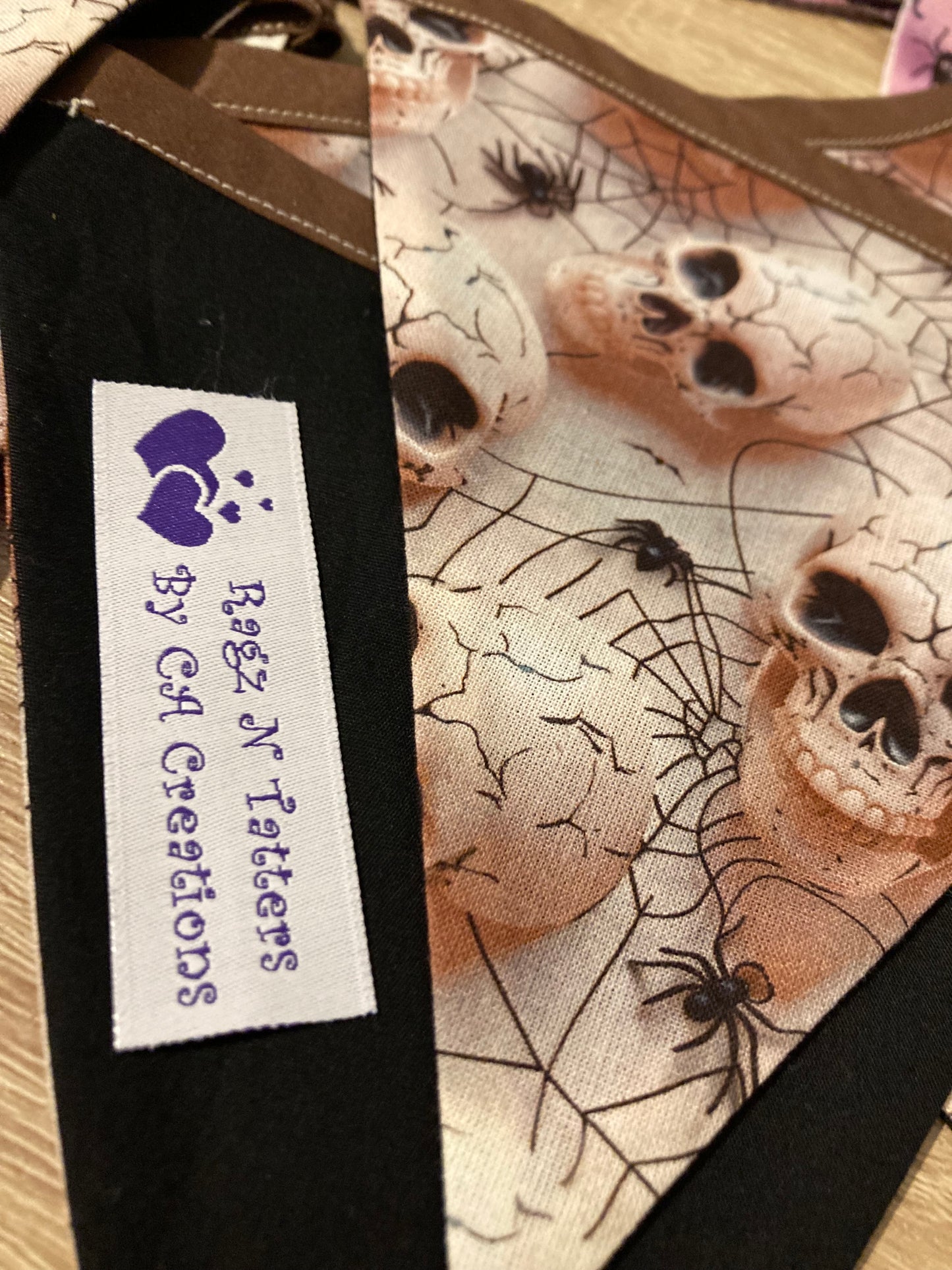 RAGZ N Tatters Skulls Bunting