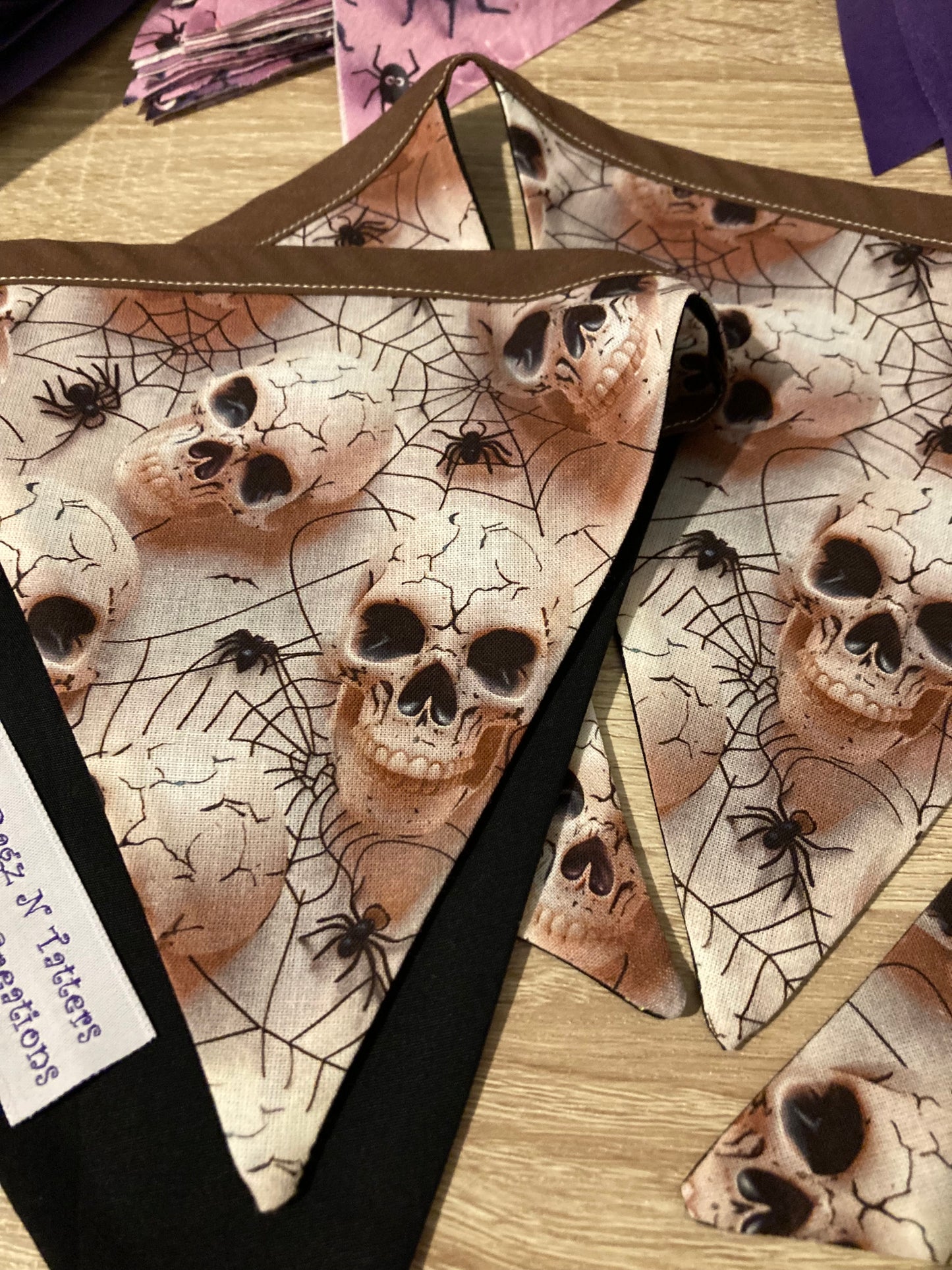 RAGZ N Tatters Skulls Bunting