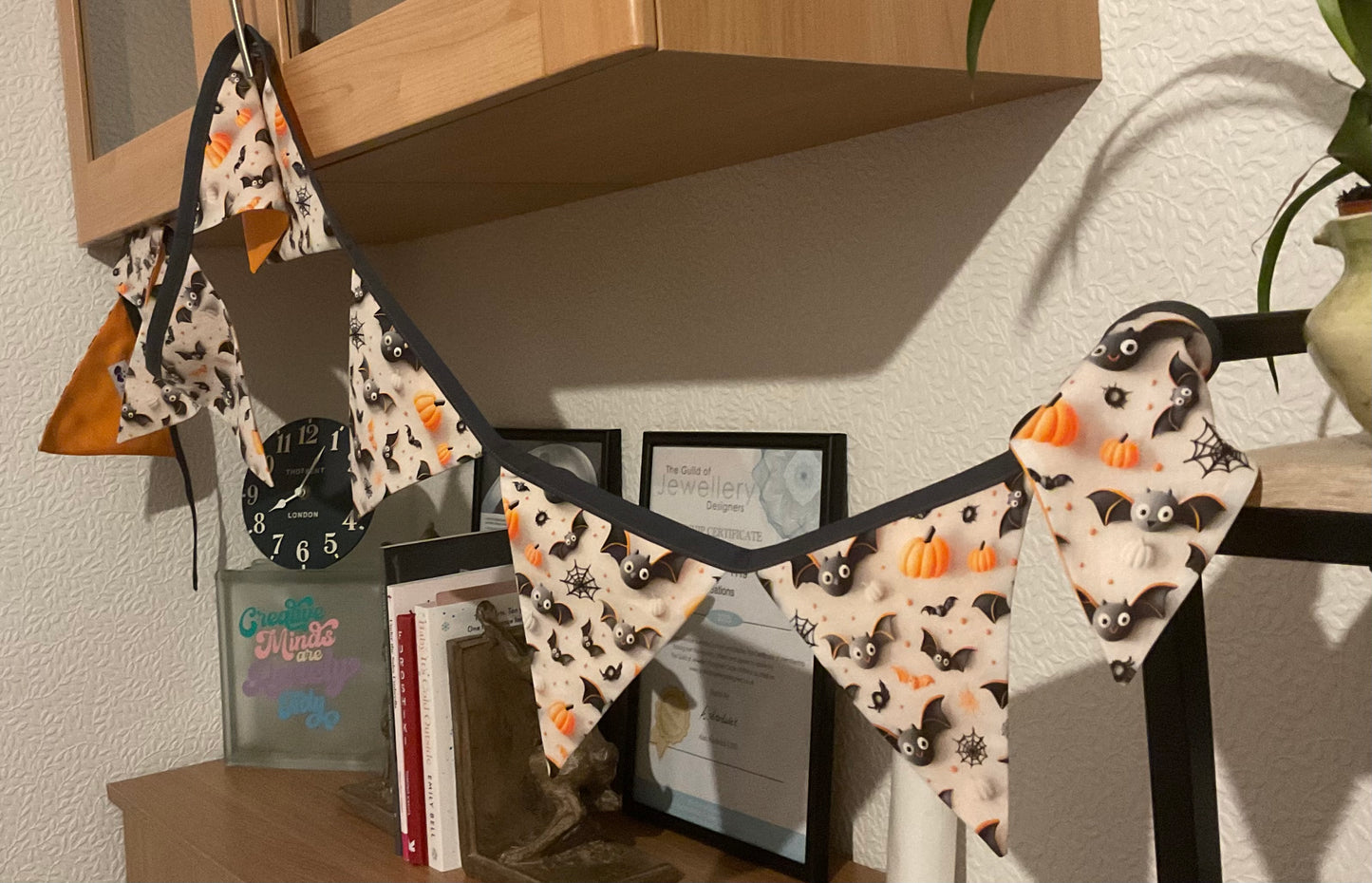 RAGZ N Tatters Bunting - Bats